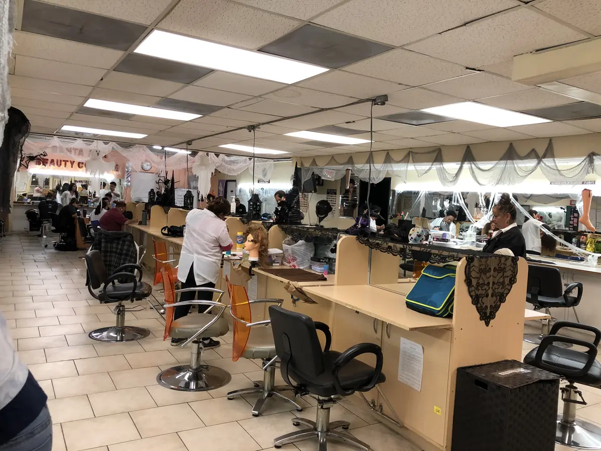 Santa Ana Beauty College practical training salon